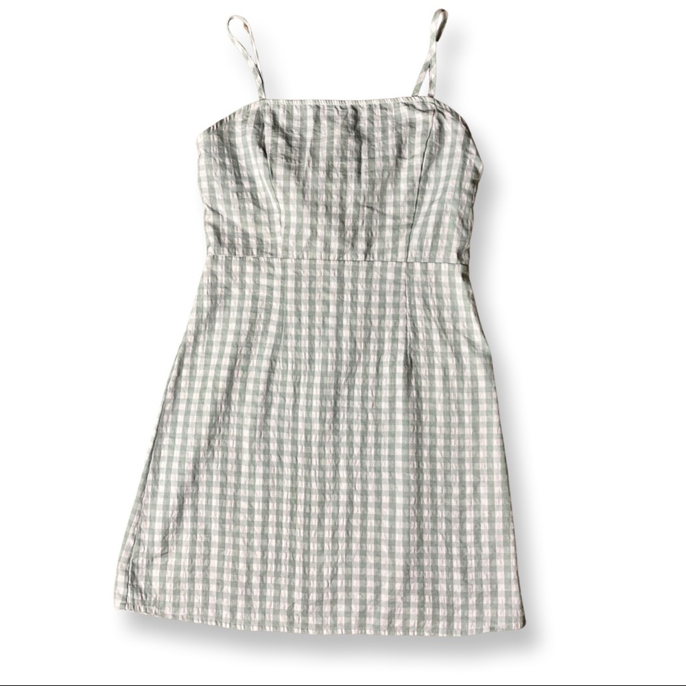 Ivy & Main green/white checkered dress. Small